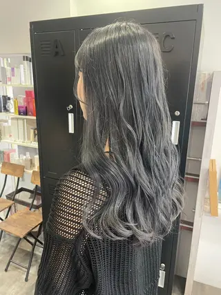 ロング カラー 吉村 夏椰のヘアスタイル
