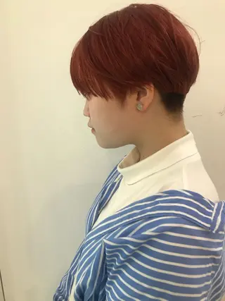 カラー 💓パーマ，💗 レイヤーカットのヘアスタイル