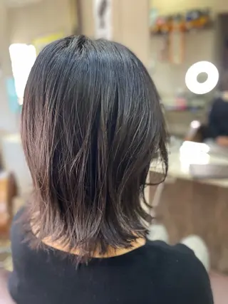 ミディアム カラー/フリーランス 鈴木 亜紀子のヘアスタイル