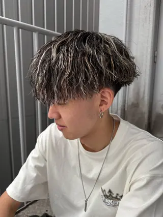 パーマ メンズ メンズパーマ特化/ シャドウ/波巻/陸翔のヘアスタイル