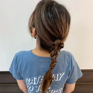 ロング ヘアアレンジ 田谷 夏生のヘアスタイル