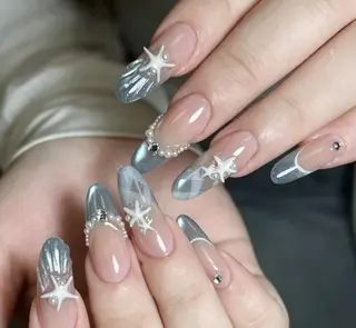 ネイル エリ🫧 nail池袋東口のネイルデザイン