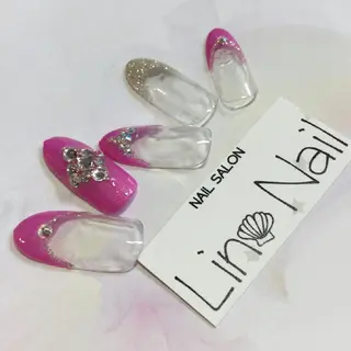 セミロング ミディアム ショート ネイル まつエク Lino Nail sekitomiのネイルデザイン