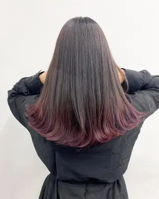 セミロング 【ブリーチ縮毛矯正】 TAKUMIのヘアスタイル
