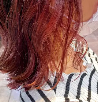 ミディアム カラー Yu シールエクステのヘアスタイル