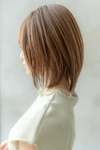 ショート 新宿/顔周りカット +レイヤー＝しずく♩のヘアスタイル