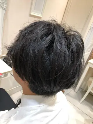 ショート パーマ メンズ ツヤ髪カラー💎 佐藤あきのヘアスタイル