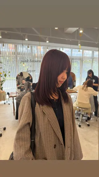ロング カラー 山口 愛結のヘアスタイル