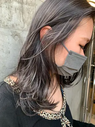 ロング カラー ヘアアレンジ ミルクティーベージュ ブリーチ 店長 清水のヘアスタイル