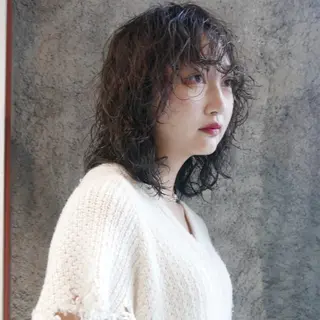 ミディアム パーマ ﾌﾞﾚｲｽﾞ˚✧₊⁎ ﾚｲﾔｰToriのヘアスタイル