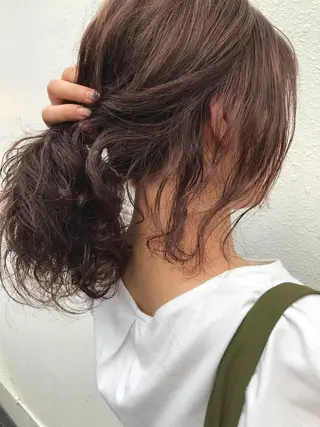 ミディアム カラー レイヤー/大人ボブ| ワタナベ リョウカのヘアスタイル