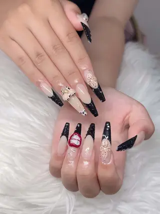 ネイル Lee Nailsのネイルデザイン