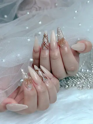 ネイル Nova Nail Nippon 店のネイルデザイン
