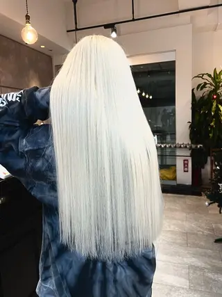 ロング カラー ヘアアレンジ 🌈インナーカラー ‘ショウマ’🌈のヘアスタイル