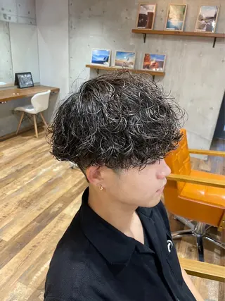 ショート カラー パーマ 🎨デザイン🥇 美髪・艶髪　日暮千敬のヘアスタイル