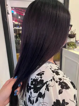 ロング カラー パーマ ヘアアレンジ メンズ キッズ ネイル マツエク・マツパ アイブロウ Lisa 海外風スパイラルのヘアスタイル