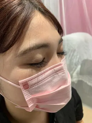 マツエク・マツパ なぽ ❤︎長さだし / 韓国nailのネイルデザイン