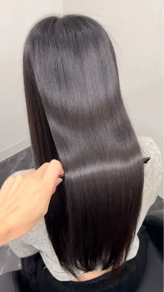ロング カラー パーマ ヘアアレンジ メンズ キッズ 髪質改善Ⅰ透明感 艶カラーⅠたつやのヘアスタイル