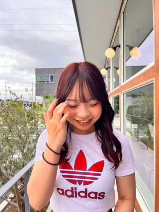 セミロング カラー 吉水 果穂のヘアスタイル