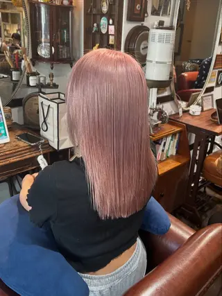 セミロング カラー BRITS 渡辺 菜々子のヘアスタイル