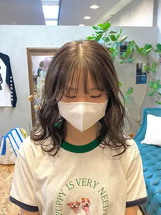 ミディアム カラー パーマ ヘアアレンジ ハル🌸柔色/ ブリーチなし/艶髪のヘアスタイル