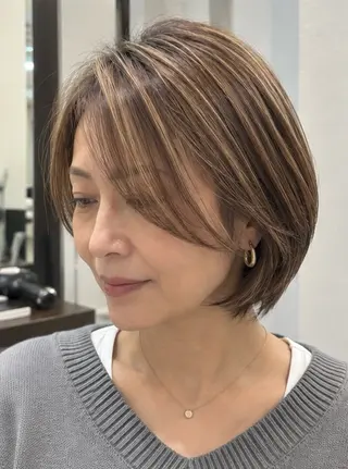 ショート カラー ✨白髪ぼかし/ ショート✨吉岡 弘のヘアスタイル