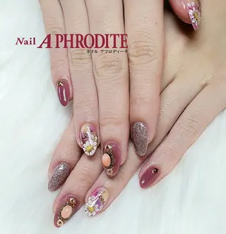ネイル Nail  Aphroditeのネイルデザイン