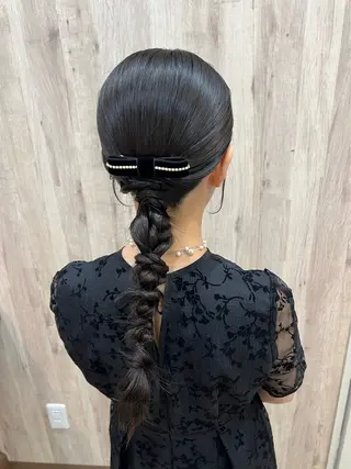 ヘアアレンジ ヘアメイクネイリスト hidemi中目黒のヘアスタイル