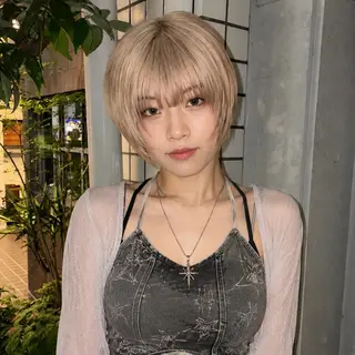 ショート ハイトーン/レイヤー カット/TAKEのヘアスタイル