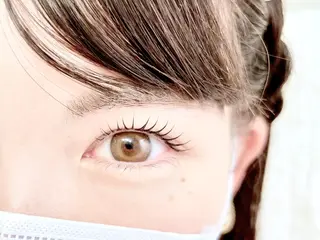 マツエク・マツパ ジュエリーアイズ 西村の眉毛・アイブロウイメージ