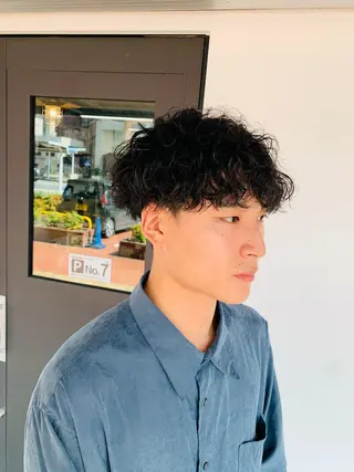 ショート パーマ 中村 靖彬のヘアスタイル