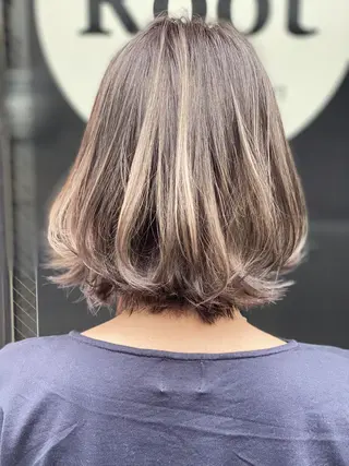 ショート カラー 加藤 琢也のヘアスタイル