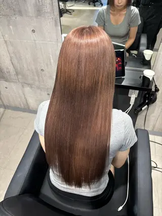 ロング カラー _WHITE / KENTOのヘアスタイル