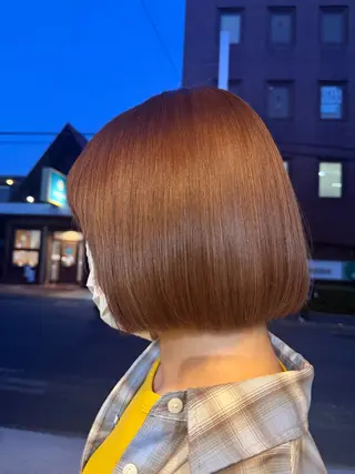 カラー LUCK モミジのヘアスタイル