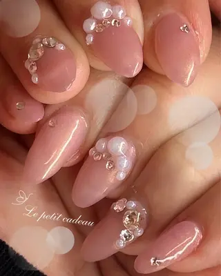 ネイル 𝑝𝑒𝑡𝑖𝑡 𝐾𝑎𝑛𝑛𝑎のネイルデザイン