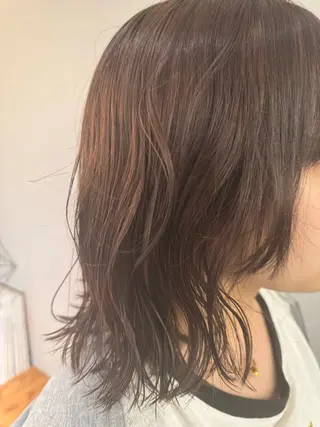ミディアム カラー ROSTAR セイゴのヘアスタイル