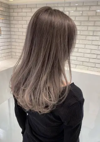 セミロング カラー 🎀ハイトーン特化/ 池袋/miyu🎀のヘアスタイル
