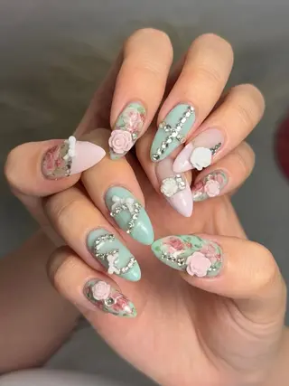 ネイル Luci Nail Shinokuboのネイルデザイン