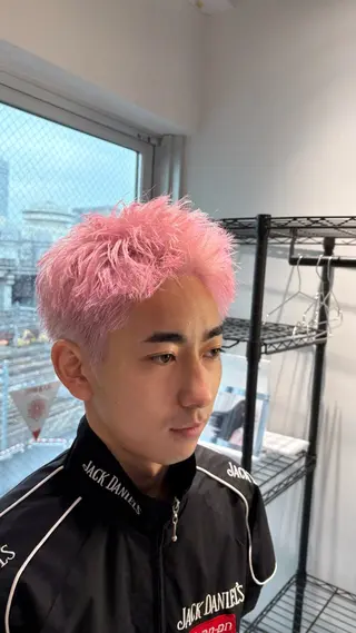 ショート カラー メンズ 高橋 周のヘアスタイル