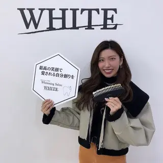 ミディアム カラー ヘアアレンジ メンズ ネイル マツエク・マツパ アイブロウ ホワイトニング専門店 WHITE岐阜店のエステ・リラクイメージ