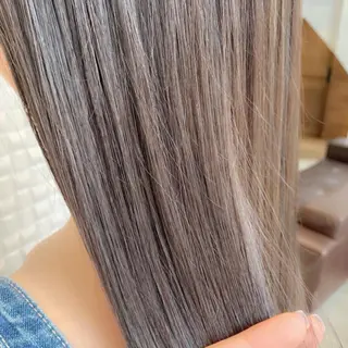 ロング カラー 𝒢𝒾𝓇𝓁𝓎 ⑅ 𝓎𝓊𝓀𝒶のヘアスタイル