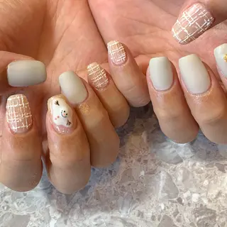 ネイル Ulunà nail salonのネイルデザイン