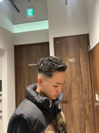 ショート パーマ メンズ 渡邉 真也のヘアスタイル