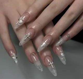 ネイル Julie Nail Hinのネイルデザイン