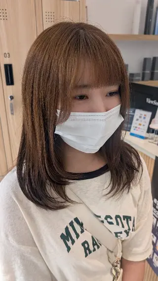 カラー セミロング 田端みおと🐱 SoZoBridgeのヘアスタイル