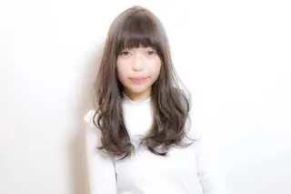 ミディアム パーマ ヘアアレンジ 【公式】amble luxe池袋東口🩷のヘアスタイル