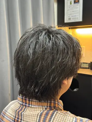 ミディアム 有田 光輝のヘアスタイル