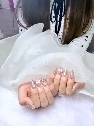 ネイル Lina  nail beautyのネイルデザイン