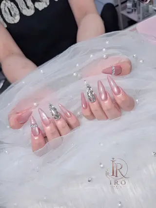 ネイル IRO Nail Studioのネイルデザイン