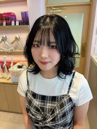 ミディアム カラー とろけるベージュ🥐 merc.せのおのヘアスタイル